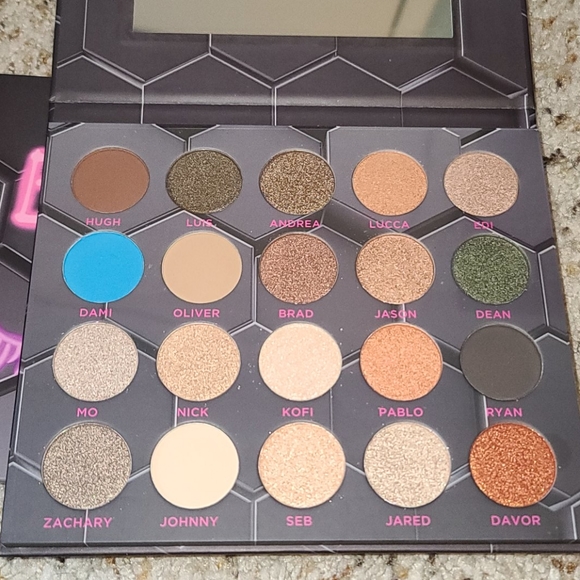 Sephora Other - BARBARELLA EYESHADOW PALLETTE